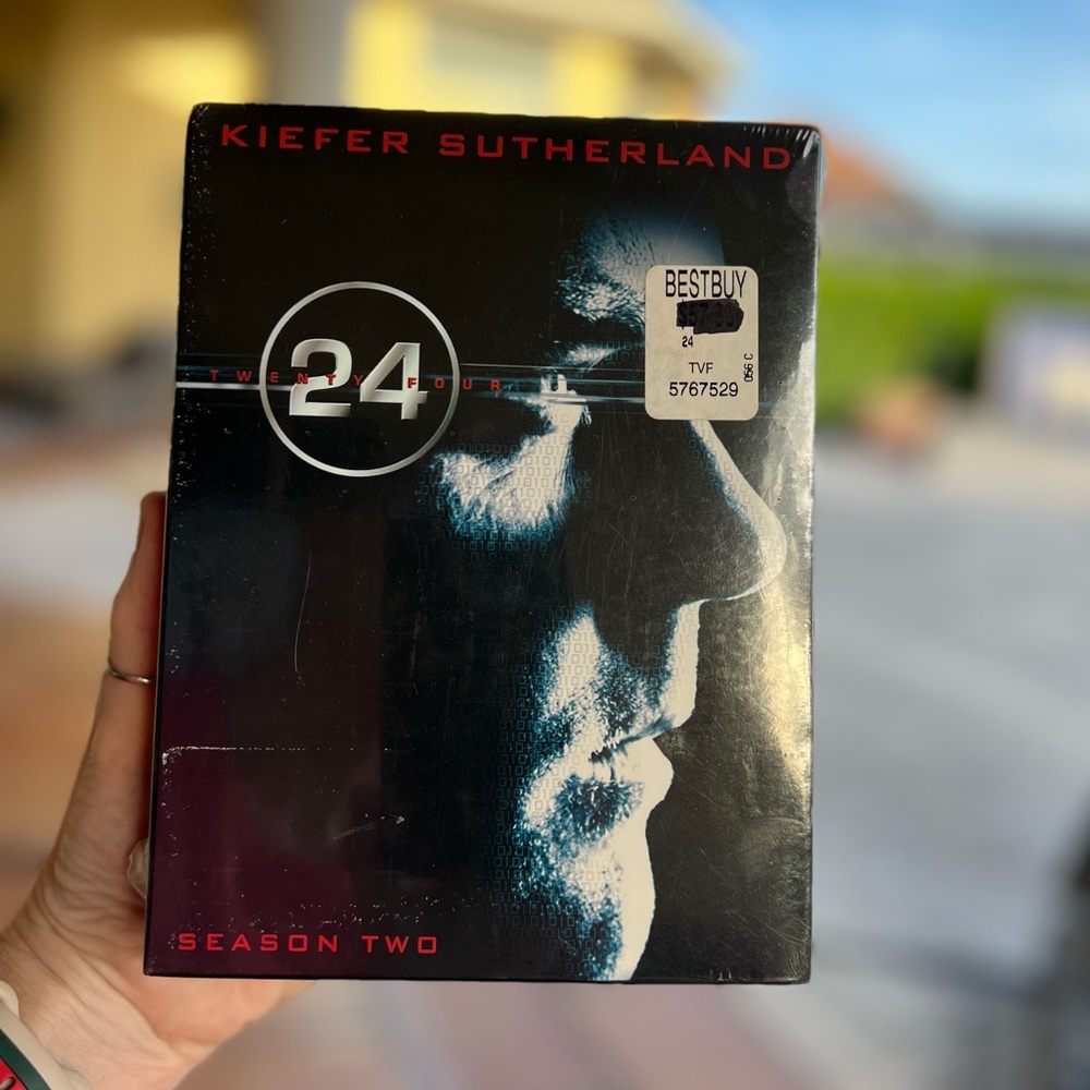 New in Package Twenty Four 24 complete DVD season 2 with Kiefer Sutherland